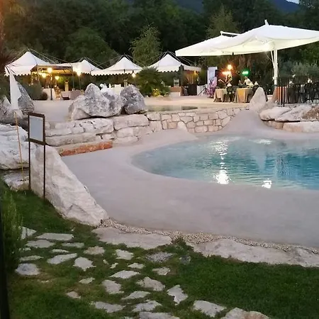 Hotel La Grotte 3*