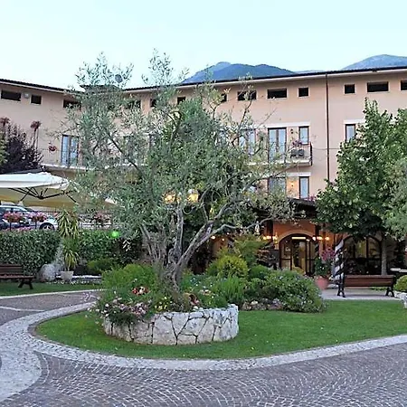 Hotel La Grotte