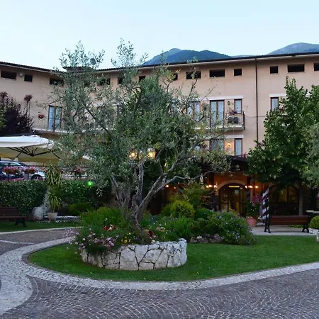 La Grotte サン・ドナート・ヴァル・ディ・コミーノ